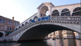 Proteste A Venezia Per Il Matr