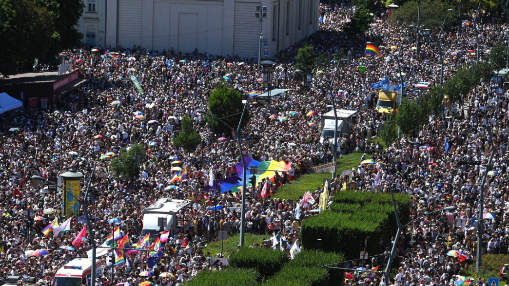 Quasi 200.000 Persone Hanno Pa
