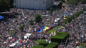 Quasi 200.000 Persone Hanno Pa