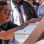 Quegli Occhiali Non Restituiti La Madre Di Martina Carbonaro Contesta La Lettera Di Perdono Al Papa
