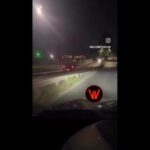 Rischio Frontale In Via Dei Monti Tiburtini A Roma, Auto Contromano Ripresa Dai Passanti