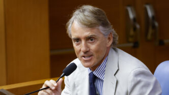 Roberto Mancini Chiede Le28099Ingre