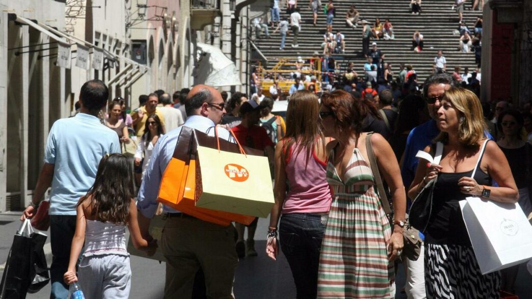 Roma Valuta Di Estendere La Pe