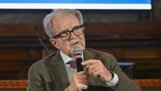 Romano Prodi A Bologna Critica