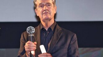 Rupert Everett Escluso Da Emil