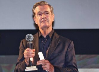 Rupert Everett Escluso Da Emil