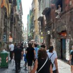 Scippo Ai Turisti Nel Centro Di Napoli: Arrestato Un Giovane Tunisino Dopo Inseguimento E Colluttazione