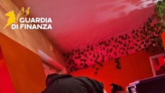 Sequestrati Due Centri Massagg