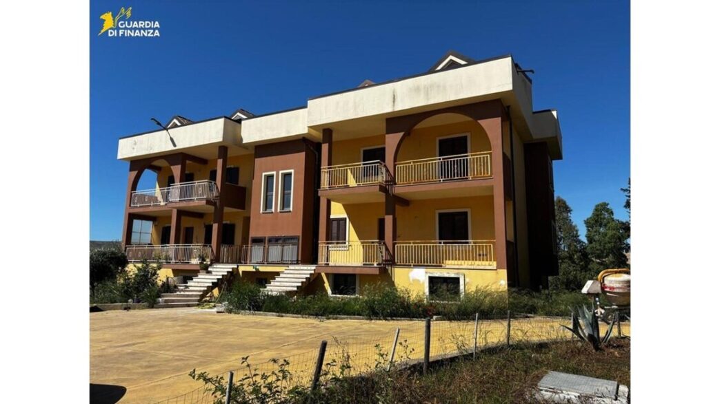 Sequestro Di Beni Per 22C7 Mili