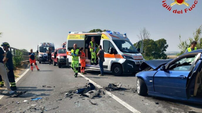 Sette Feriti In Un Frontale A