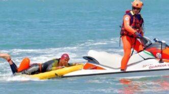 Soccorso In Mare A Sirolo2C Rag