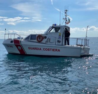 Soccorso In Porto A Sorrento3A