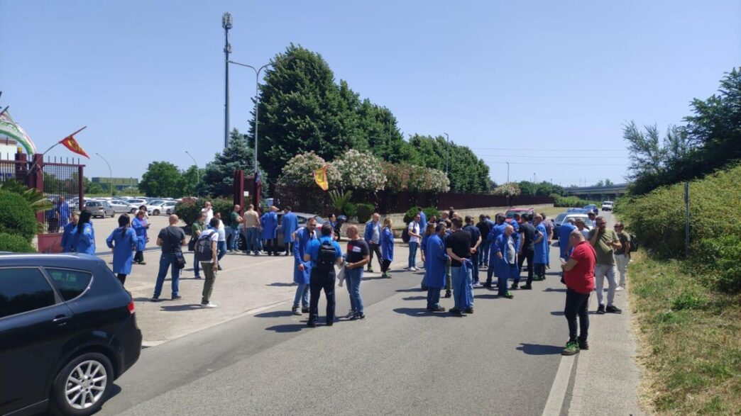 Sospeso L27Attivista Sindacale