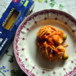 Spaghetti Senza Glutine Con Sugo Di Pomodoro E Totani, Una Ricetta Estiva Della Cucina Mediterranea