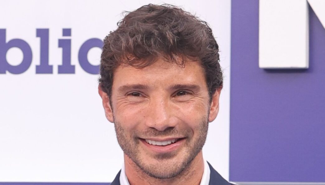 Stefano De Martino C3A8 Single Pe