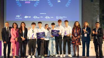Studenti Del Liceo Leonardo Da