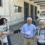 Sulmona, I Comitati Per L’Ambiente Sfidano Il Divieto Del Questore E Organizzano Una Conferenza Stampa Davanti Al Tribunale