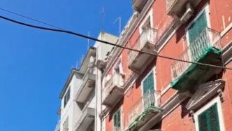 Tensione Alta In Via Giovan Gi