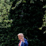 Trump: Russia E Ucraina Stanno Facendo Progressi Nelle Trattative, Parole Al Suo Arrivo Nel New Jersey
