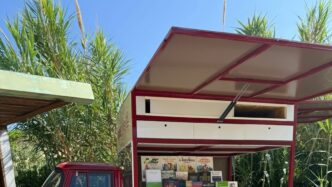 Un27Ape Car Rossa Porta Libri T