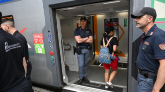 Un Bimbo Di 7 Anni Arriva Da S