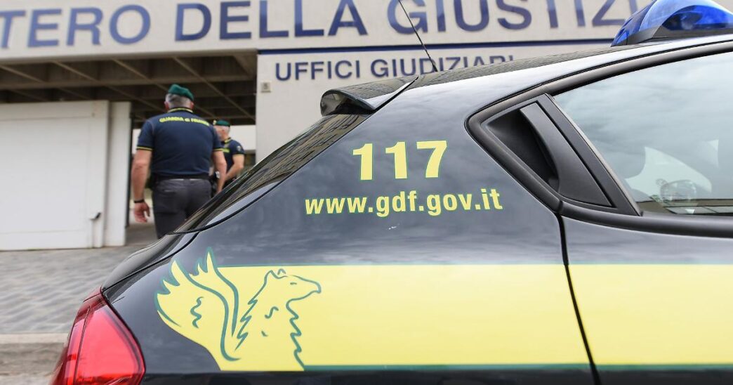 Un Controllo Stradale A Aglic3A8