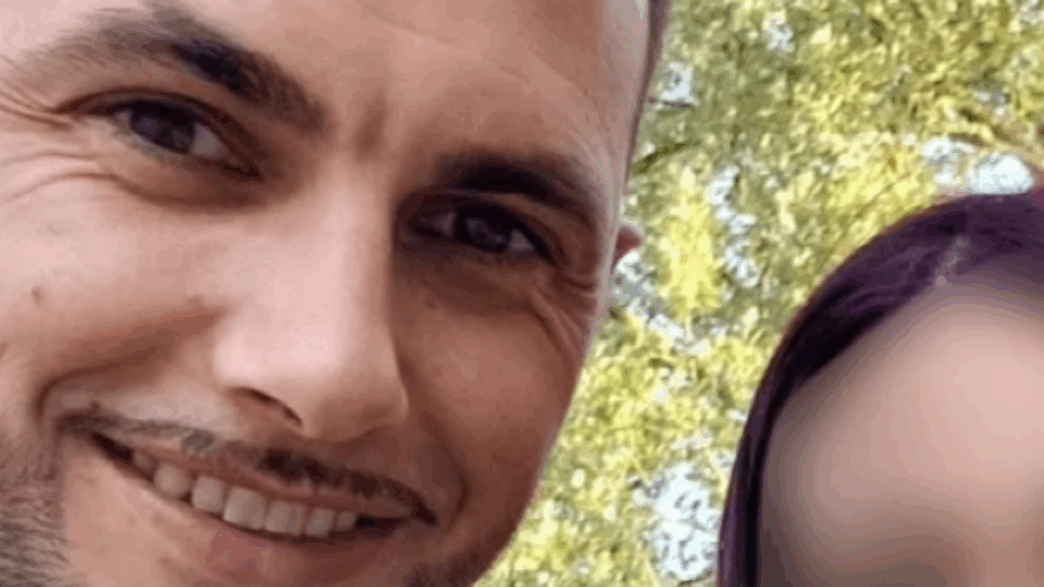 Un Post Ironico Di Facebook De