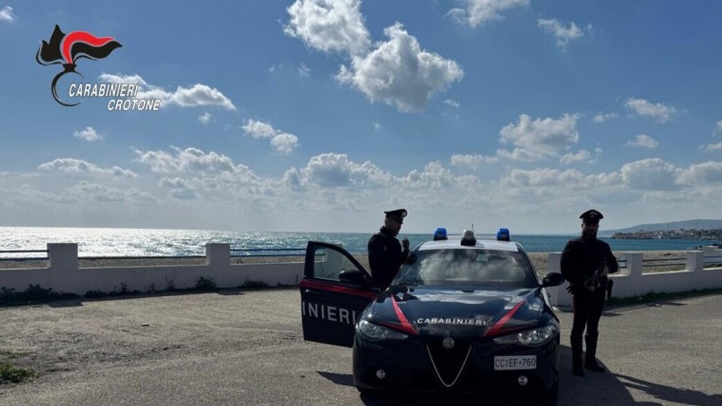 Un Uomo Di Crotone Perseguita