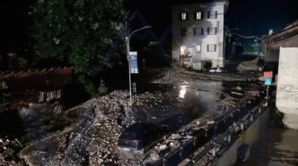 Una Frana Di Fango E Detriti I