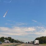 Una Palla Di Fuoco Attraversa I Cieli Del Sud-Est Degli Stati Uniti In Pieno Giorno