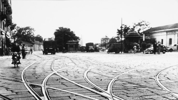 Una Raccolta Di 102 Fotografie