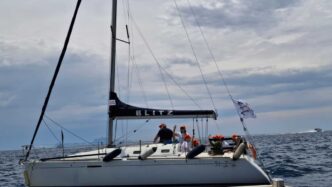 Una Veleggiata Nel Golfo Di Na