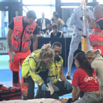 Uno Schermitore Svizzero Ferito Al Volto Durante I Campionati Europei Di Scherma A Genova