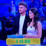 Valentina Da Terni Sfiora I 300 Mila Euro A Affari Tuoi Ma Si Accontenta Di 40 Mila Euro