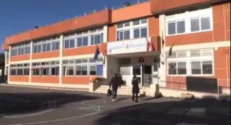 Vandalismo Alla Scuola Salvo D