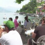 Varenna Propone Una Tassa Da 5 Euro Contro Il Turismo Mordi E Fuggi Che Crea Problemi Al Lago Di Como