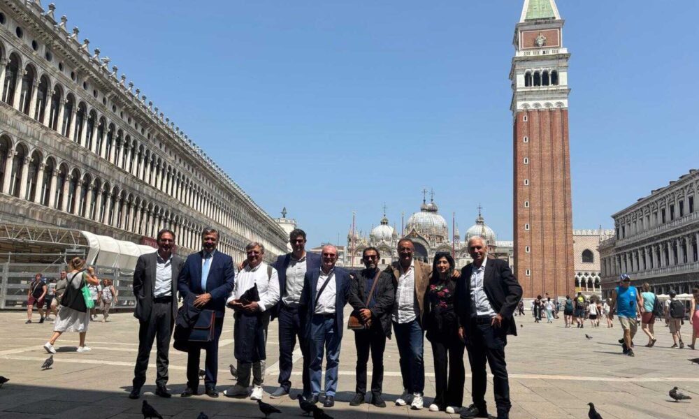 Venezia E La Rete Delle Cittc3A0