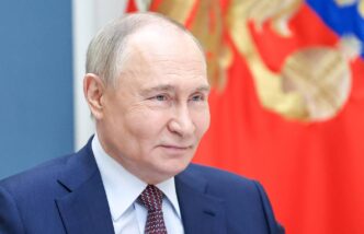 Vladimir Putin Svela La Nipote