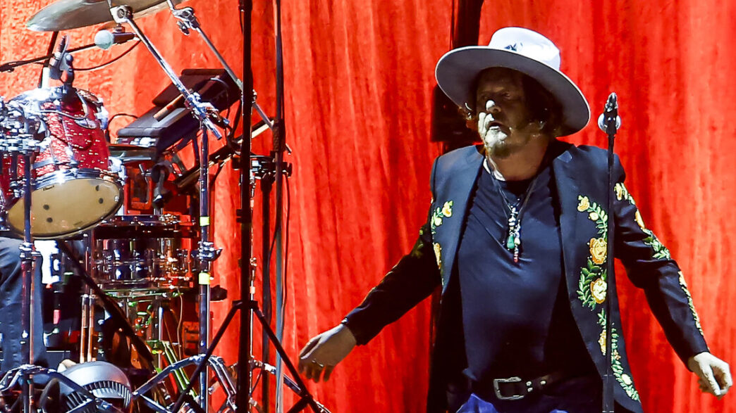 Zucchero Fornaciari Critica Il
