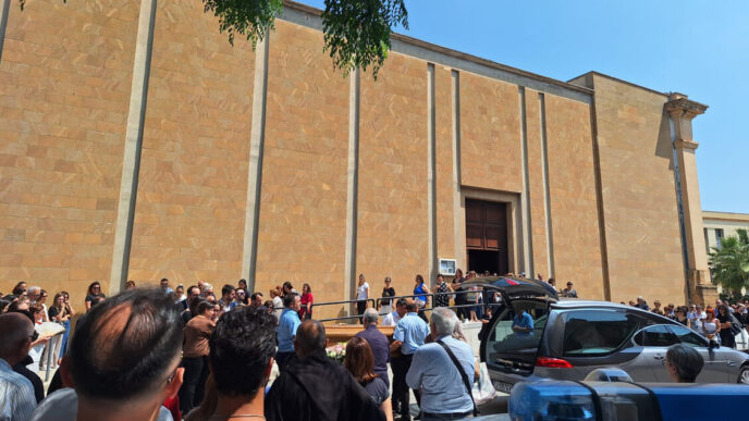 A Castelvetrano Funerali Per M
