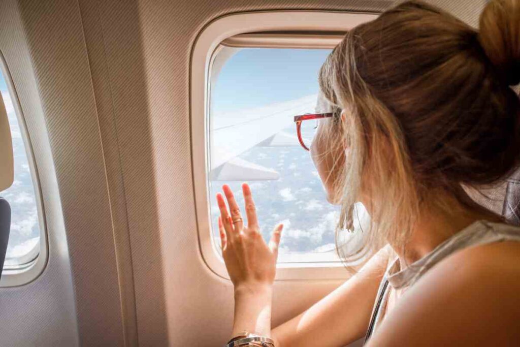 “Questo è il posto più sicuro in aereo”, se ti siedi qui hai più probabilità di salvarti: ecco i dettagli