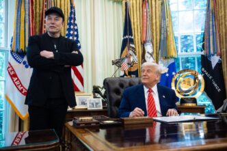 Conflitto Tra Donald Trump Ed