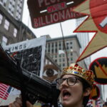 Decine Di Migliaia Di Americani Manifestano A New York E Altre Città Contro Donald Trump