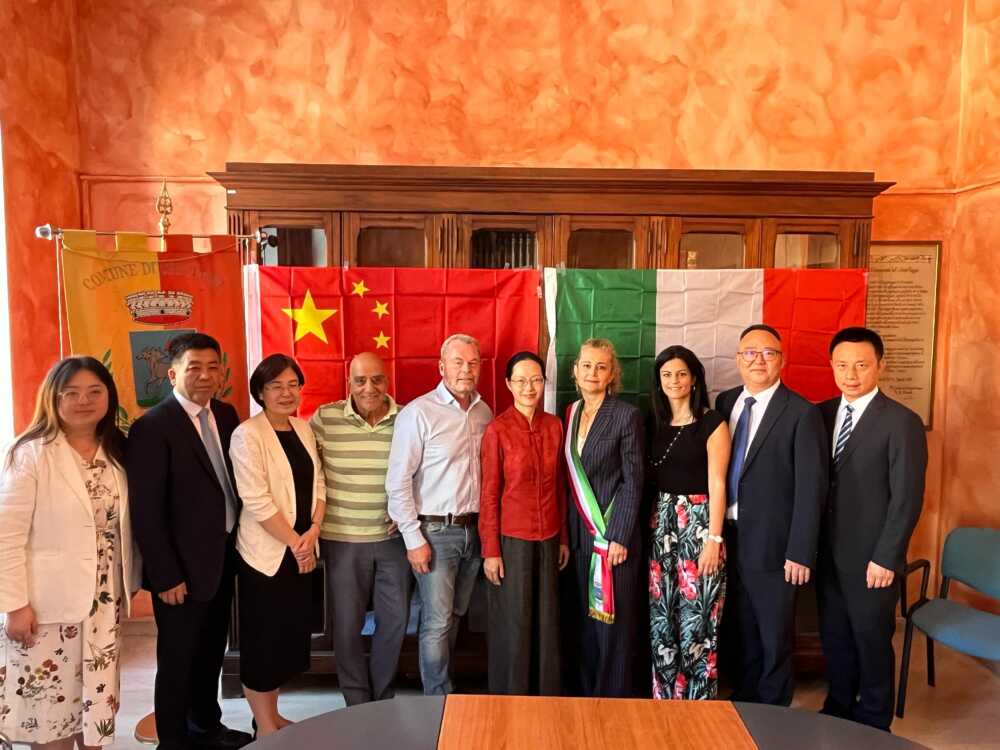 Delegazione Di Jinhua Visita C