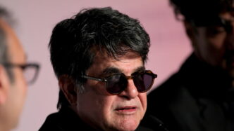 Il Regista Jafar Panahi Chiede