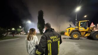 Incendio Nelle28099Area Di Stoccagg