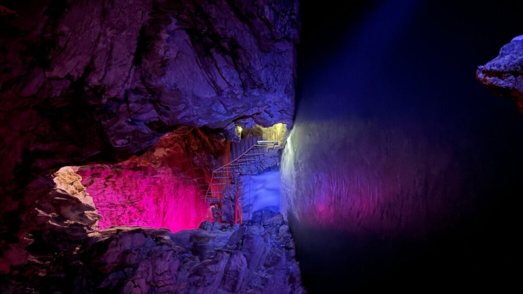 Le Grotte Di Pertosa Auletta O