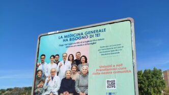 Manifesti A Napoli Promuovono