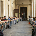 Maturità 2025, Seconda Prova Matematica Al Liceo Scientifico Con Citazioni Di Cartesio E Platon E Riferimenti Culturali Vari