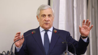 Ministro Degli Esteri Annuncia